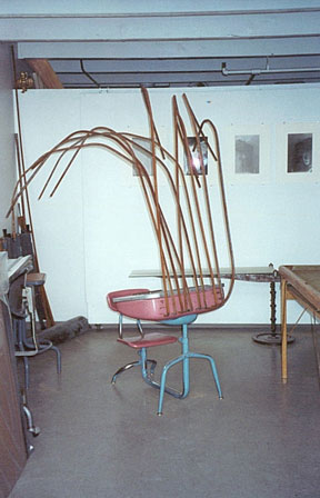 GUNS.IN.THE.HANDS.OF.ARTISTS, 2001